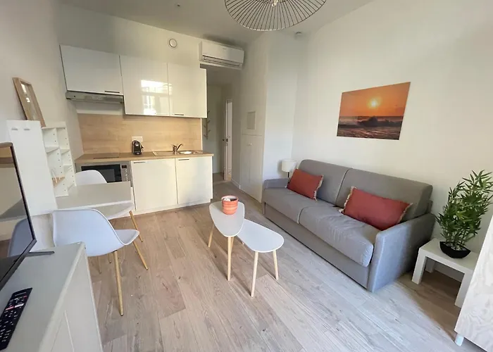 Comboul Apartment